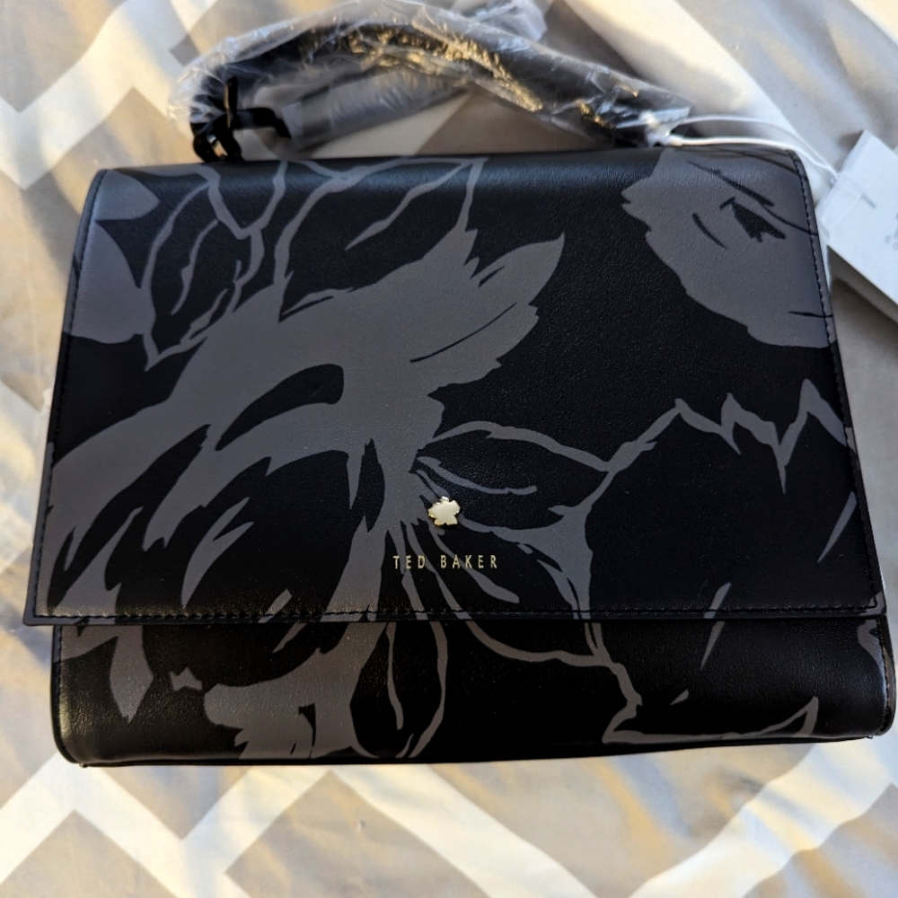 NWT Ted Baker  black cross body top handle handbag